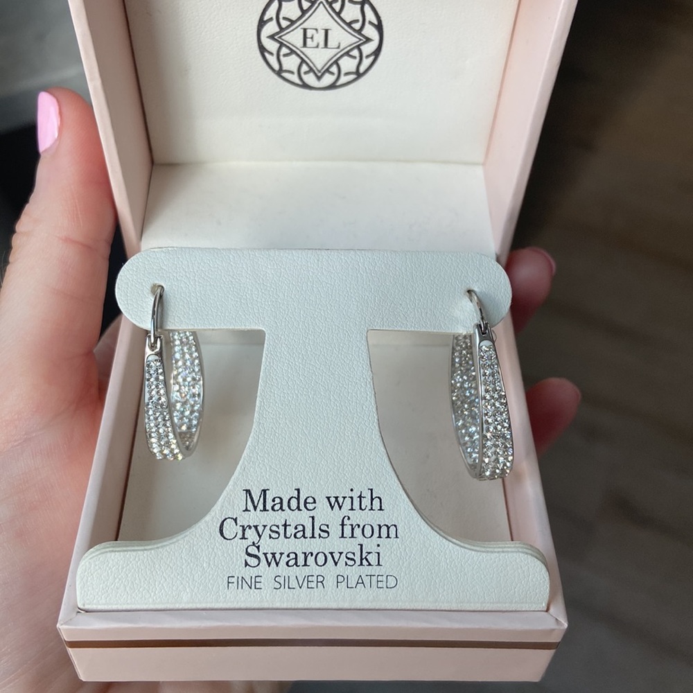 NWT Hoop Earrings made with Swarovski Crystals